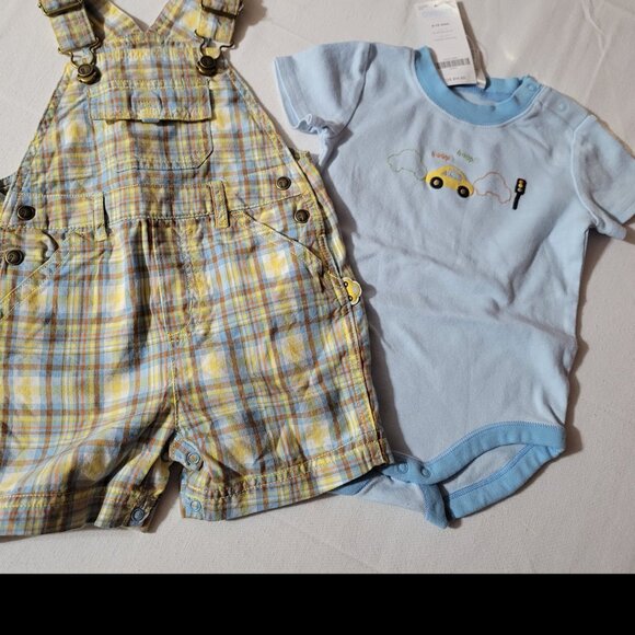 Gymboree Vintage Mr. Lovebug 6-12 month NWT plaid short Overalls & Bodysuit set. - Picture 2 of 5